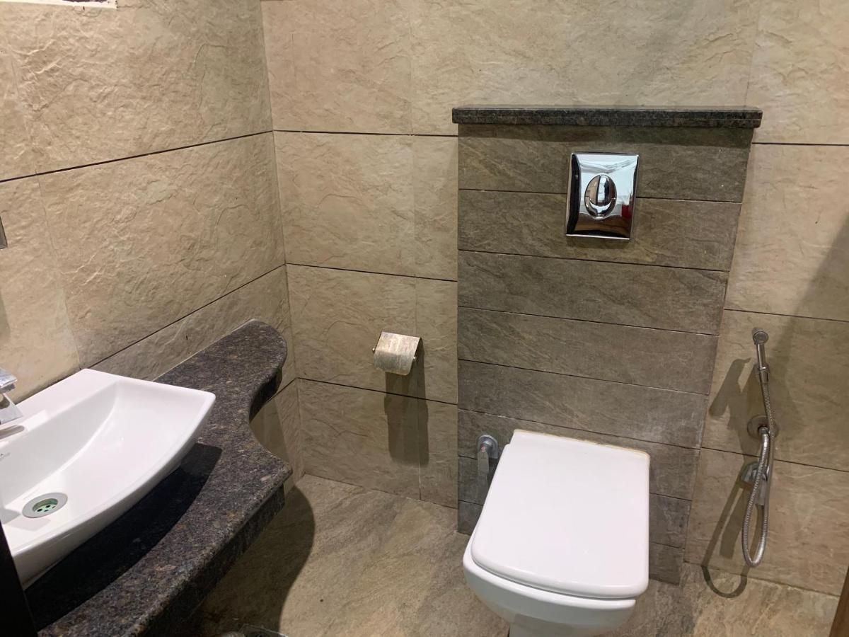 Hotel Sb Residency Amritsar Buitenkant foto