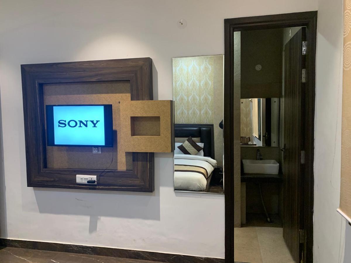 Hotel Sb Residency Amritsar Buitenkant foto