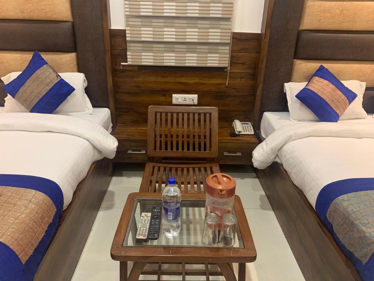 Hotel Sb Residency Amritsar Buitenkant foto