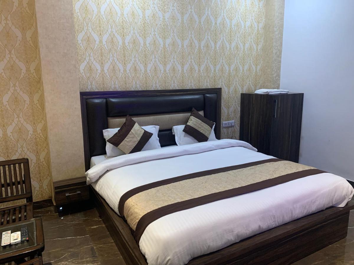 Hotel Sb Residency Amritsar Buitenkant foto