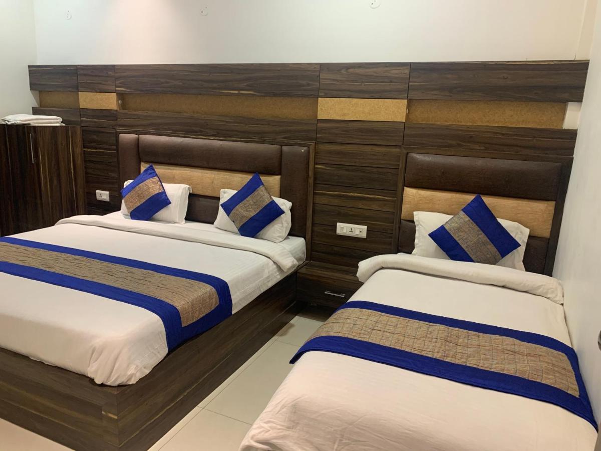 Hotel Sb Residency Amritsar Buitenkant foto