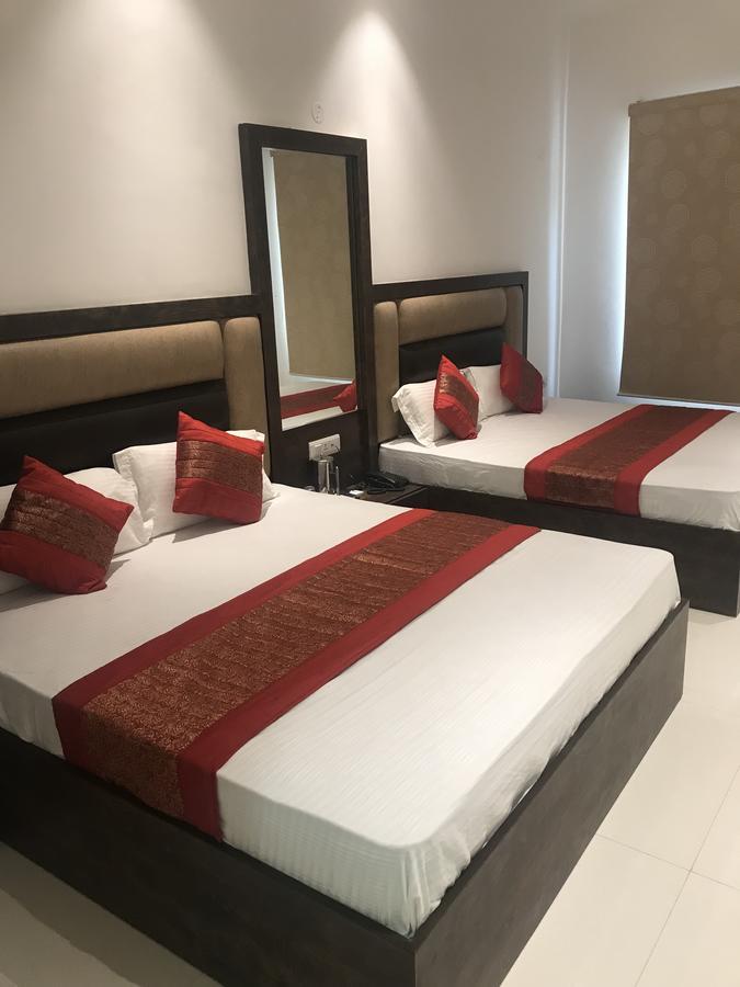 Hotel Sb Residency Amritsar Buitenkant foto