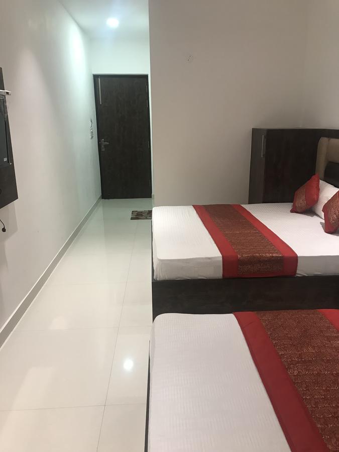 Hotel Sb Residency Amritsar Buitenkant foto