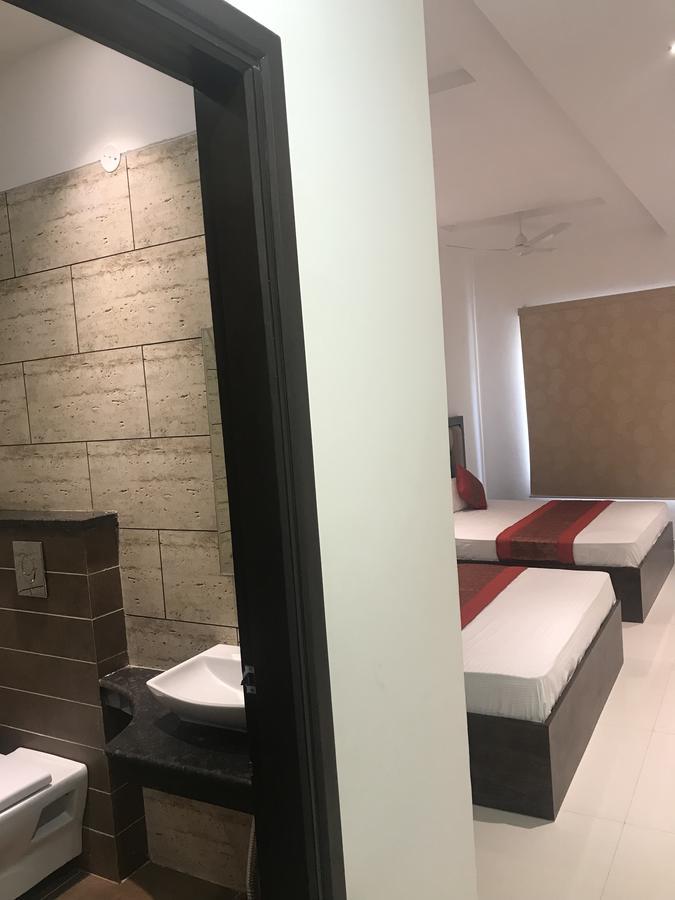 Hotel Sb Residency Amritsar Buitenkant foto
