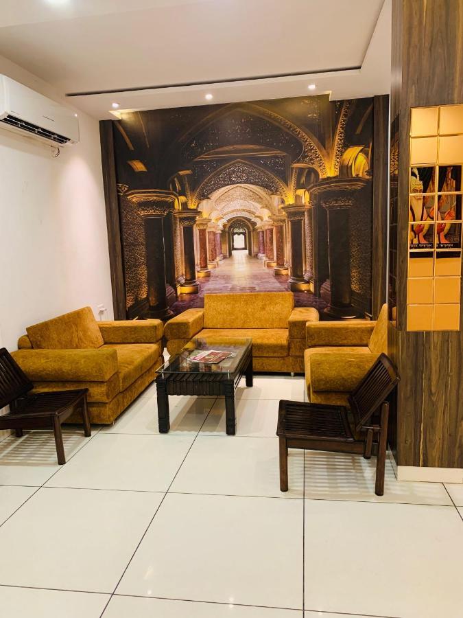 Hotel Sb Residency Amritsar Buitenkant foto